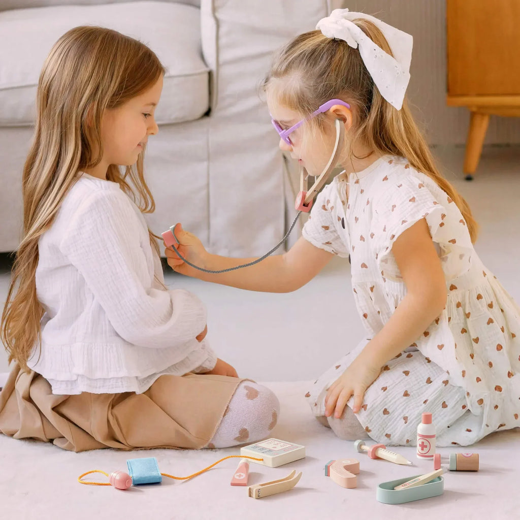 Wooden Montessori Pretend Play Doctor/Nurse Hospital Activity Center with Accessories for Kids