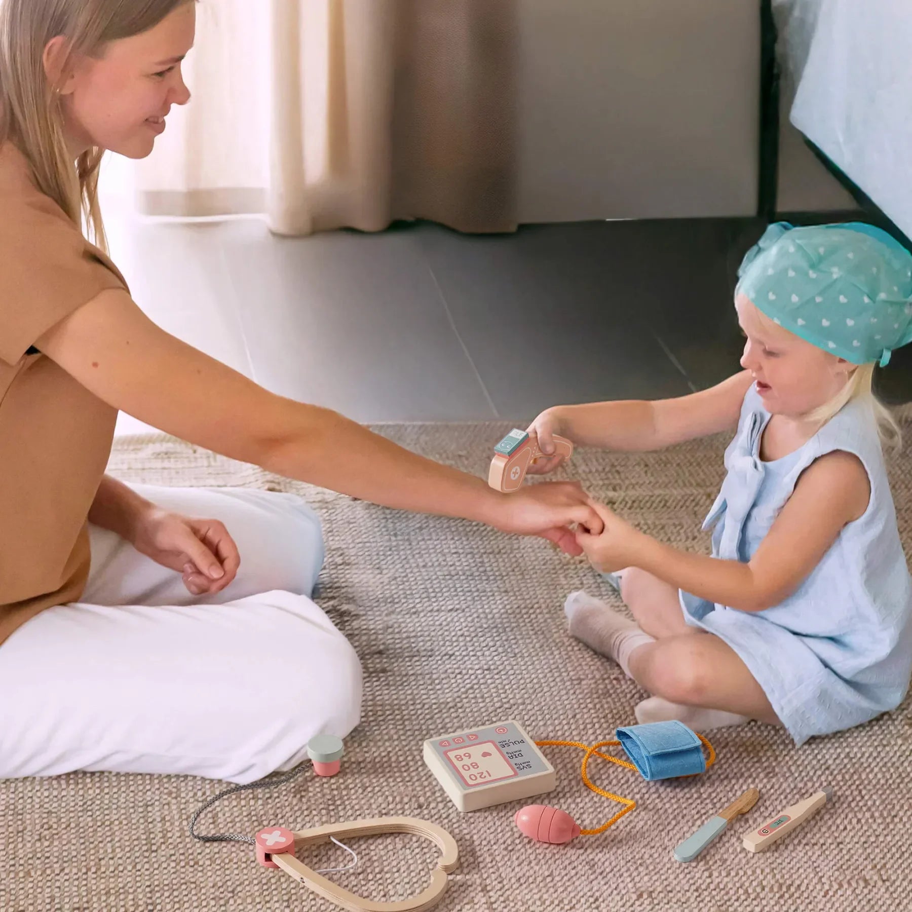 Wooden Montessori Pretend Play Doctor/Nurse Hospital Activity Center with Accessories for Kids